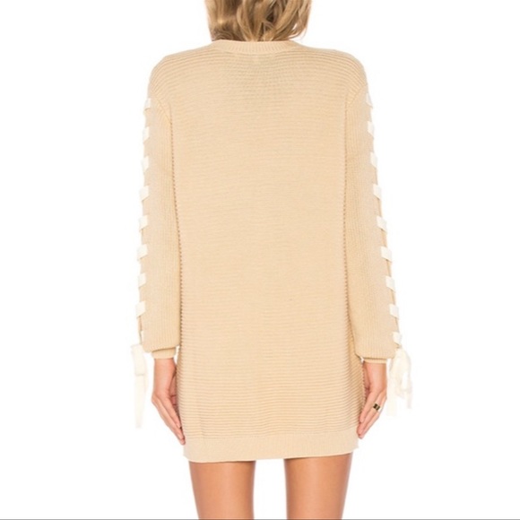NWOT Lovers + Friends sweater dress - Picture 3 of 4